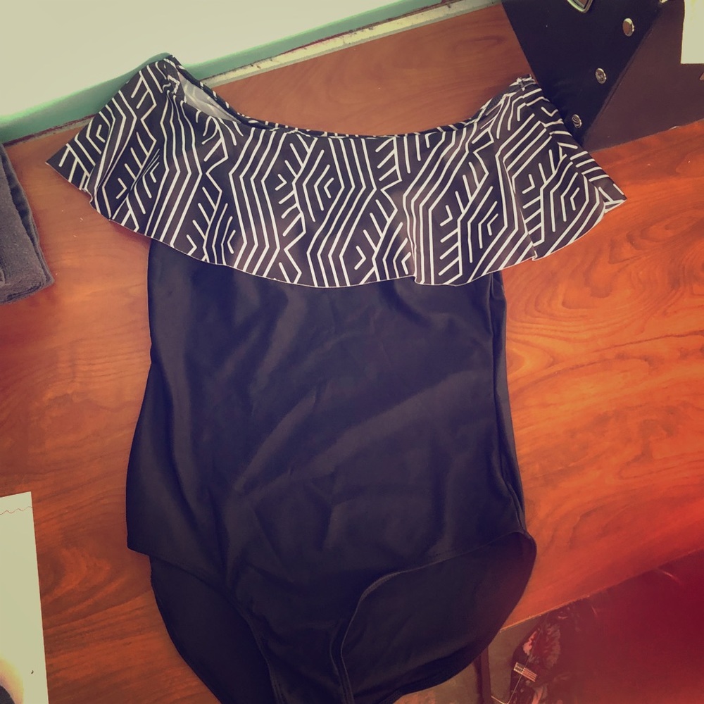 Off Shoulders Bathing Suit